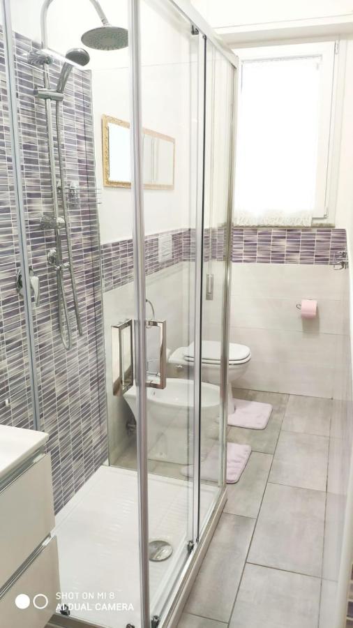 Boutique Apartment Con Tv Da 65 E 43 فياريجيو المظهر الخارجي الصورة