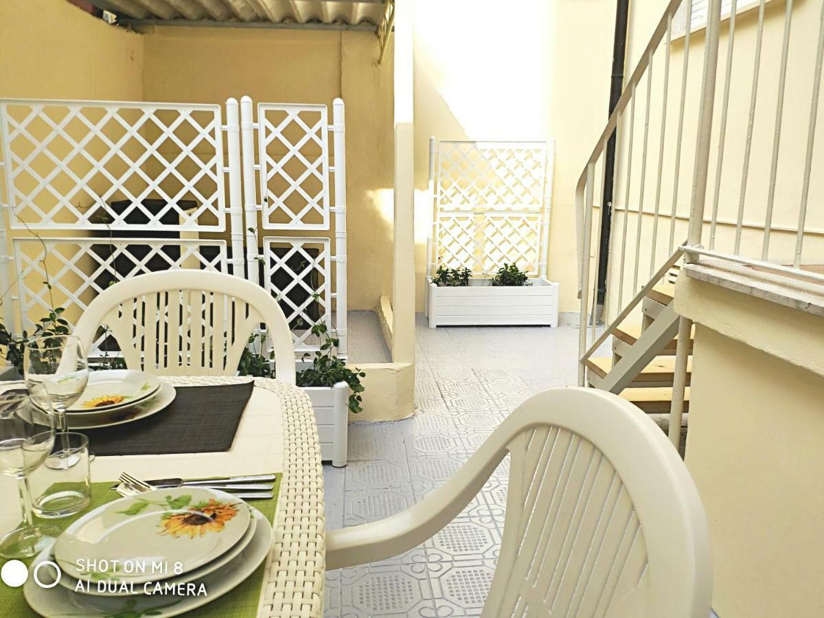 Boutique Apartment Con Tv Da 65 E 43 فياريجيو المظهر الخارجي الصورة